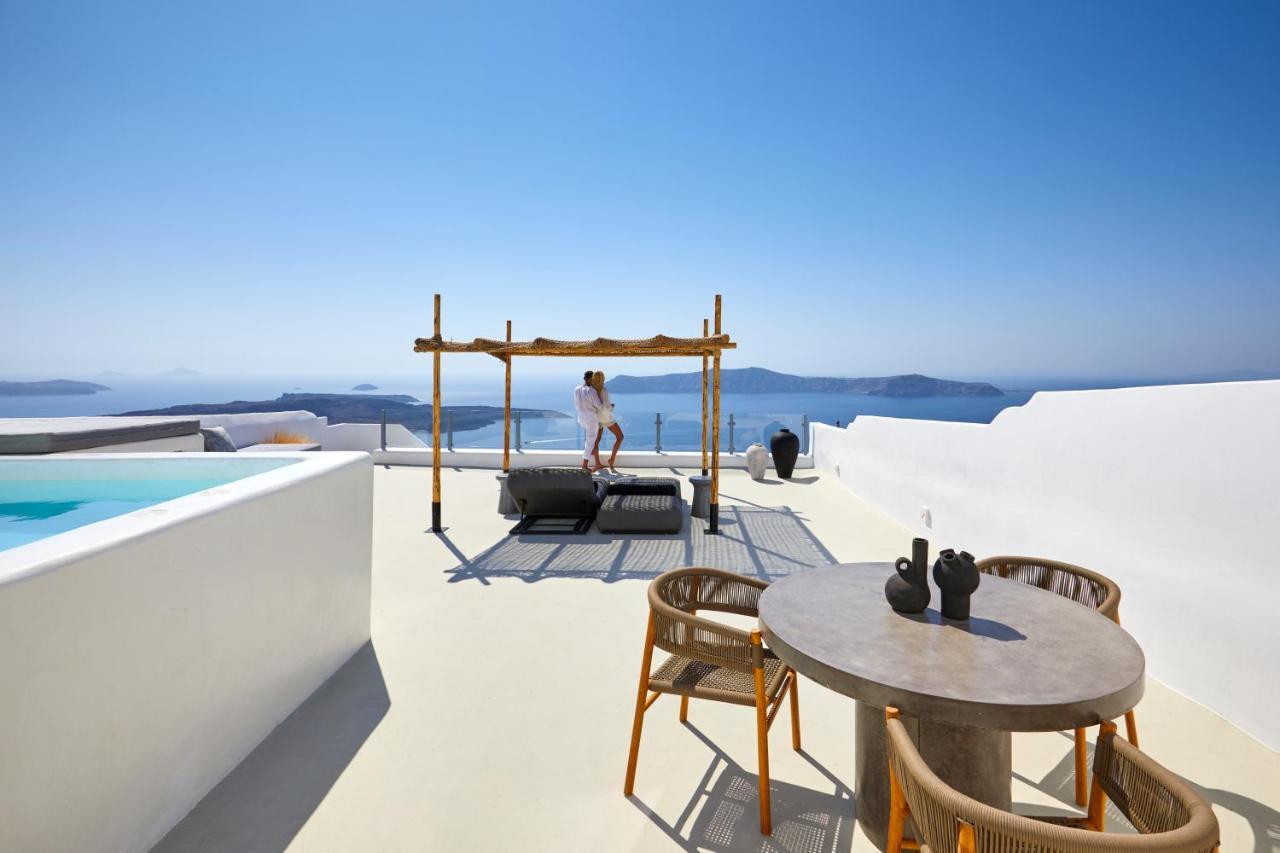 U & Me Suites Fira  Luaran gambar