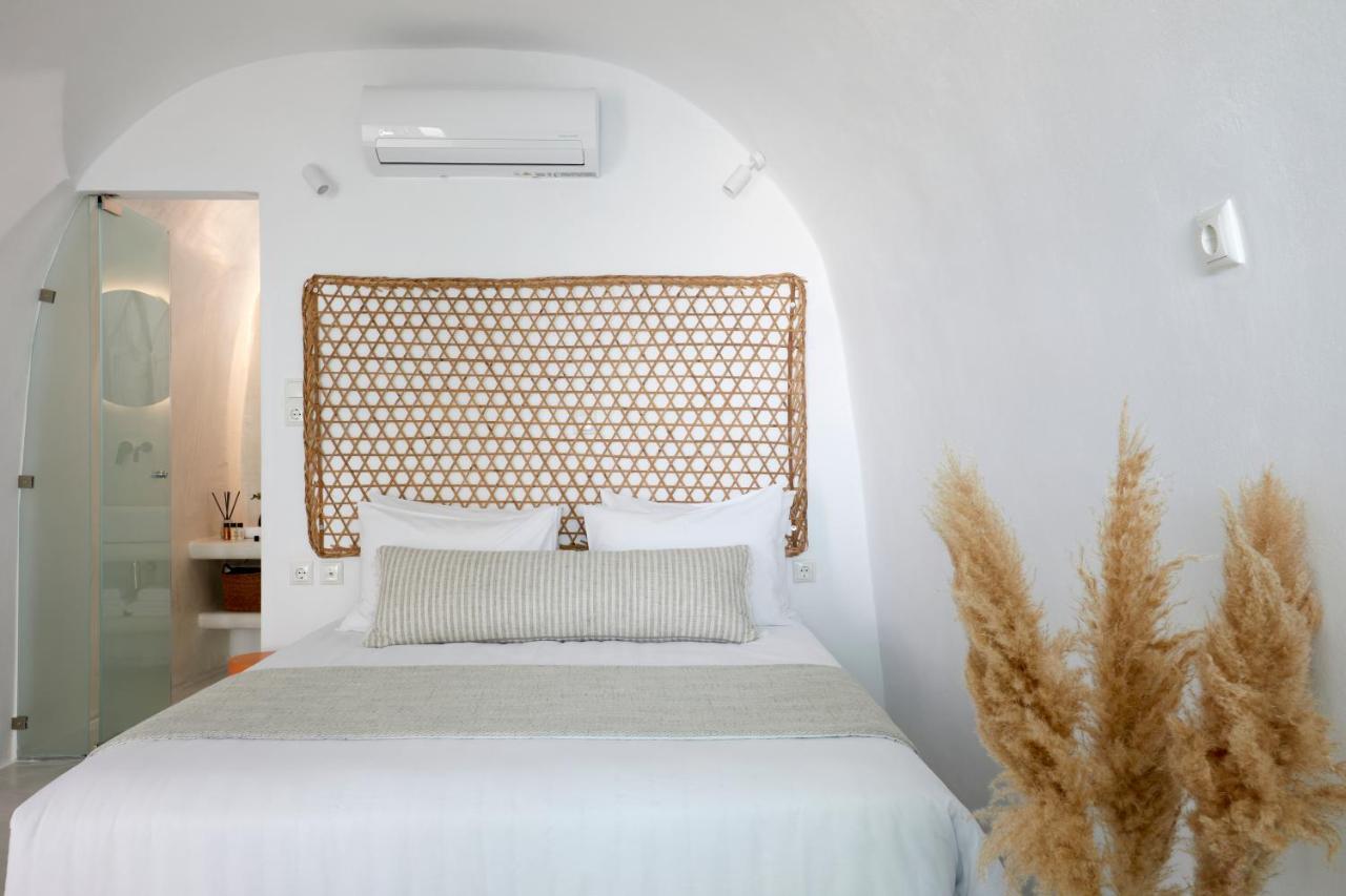 U & Me Suites Fira  Luaran gambar