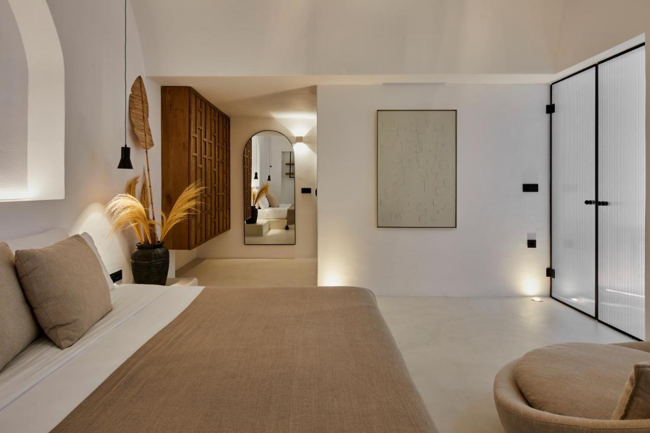 U & Me Suites Fira  Luaran gambar