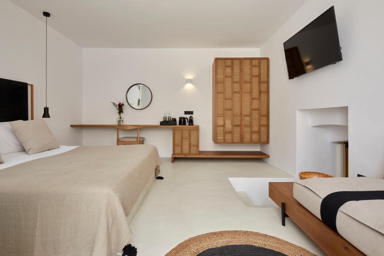 U & Me Suites Fira  Luaran gambar